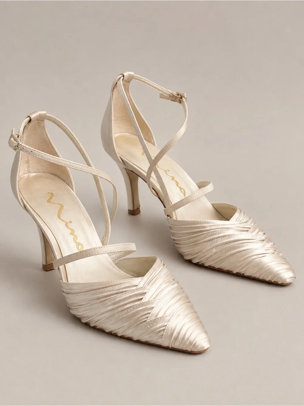 Nina Champagne Satin Pleated Pointed Toe Heels Size 8 1/2
